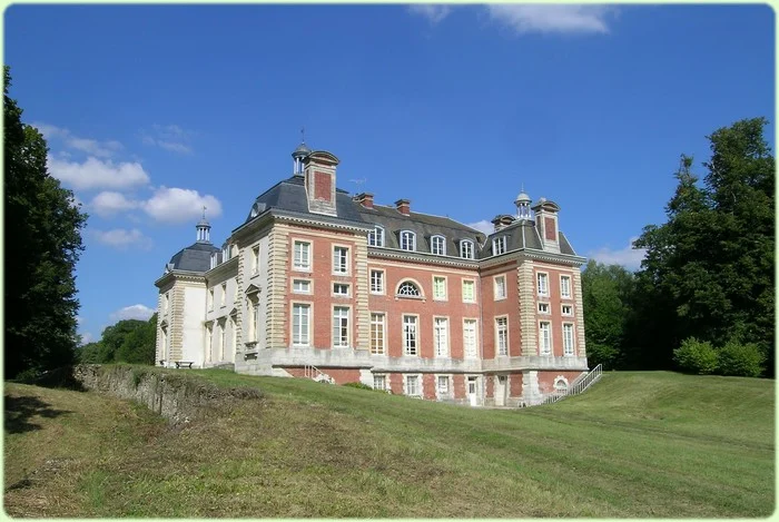 Façade du château — vue 10